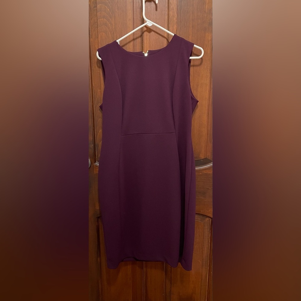 Calvin Klein women’s size 14 plum colored sleeveless, jewel neck sheath dress